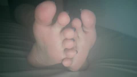 Viv West online show from 04.22.26