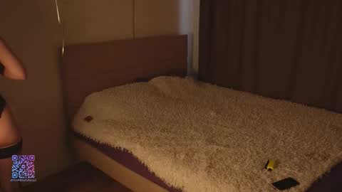 Sarah     online show from 03.17.26