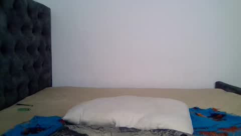 Snapshot of tempting_tiah chatting on 12.16.25 tiah online show from 12.16.25