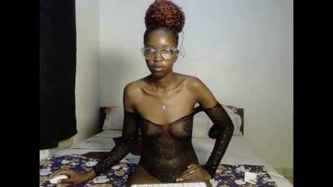 Snapshot of tempting_vibe chatting on 01.18.26 tempting_vibe online show from 01.18.26