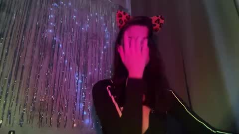 temptingvision online show from 12.21.25