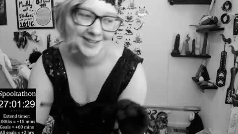 Pixie and Tentacle Overlord online show from 10.23.25