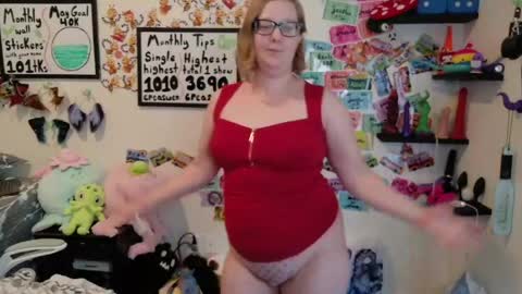 Pixie and Tentacle Overlord online show from 05.11.26