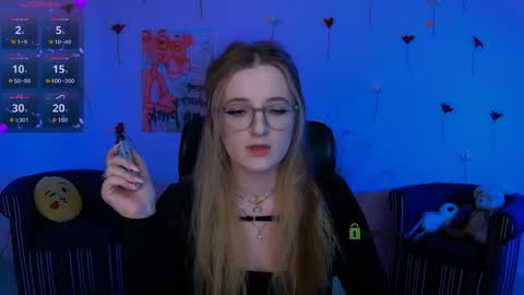 ur Louise online show from 04.22.26