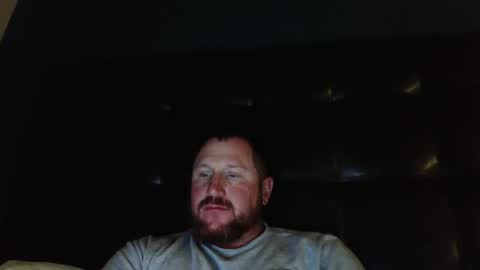 Snapshot of tenn239 chatting on 12.17.25 tenn239 online show from 12.17.25