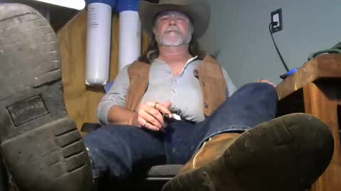 Tennredneck online show from 11.29.25