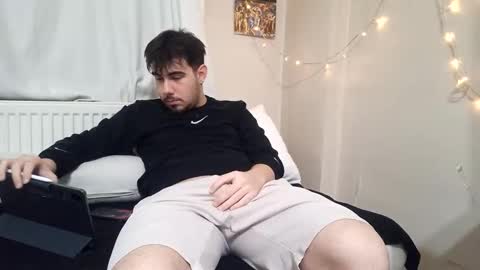 Snapshot of teowoody chatting on 02.25.26 Teo online show from 02.25.26