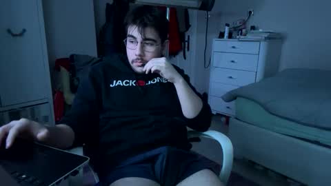 Snapshot of teowoody chatting on 03.07.26 Teo online show from 03.07.26