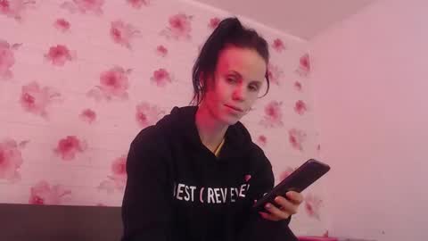 Snapshot of teresalovex chatting on 10.31.25 teresalovex online show from 10.31.25