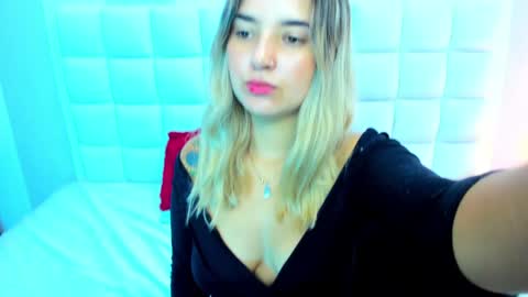 Snapshot of teresasroom_ chatting on 01.25.25 Teresa online show from 01.25.25