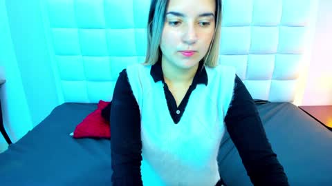 Snapshot of teresasroom_ chatting on 02.05.25 Teresa online show from 02.05.25