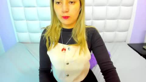 Snapshot of teresasroom_ chatting on 11.01.25 Teresa online show from 11.01.25