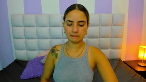 Snapshot of teresasroom_ chatting on 11.06.25 Teresa online show from 11.06.25