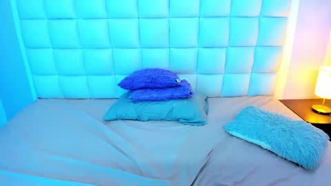 Snapshot of teresasroom_ chatting on 11.15.25 Teresa online show from 11.15.25