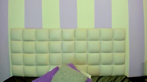 Snapshot of teresasroom_ chatting on 11.19.25 Teresa online show from 11.19.25