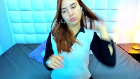 Snapshot of teresasroom_ chatting on 12.04.25 Teresa online show from 12.04.25