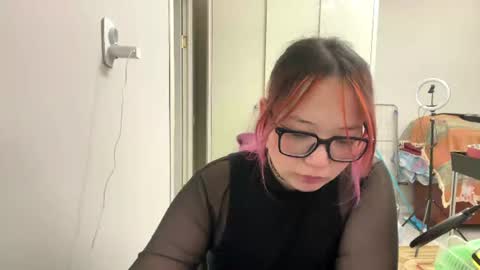 Snapshot of teriglander chatting on 06.23.26 teriglander online show from 06.23.26