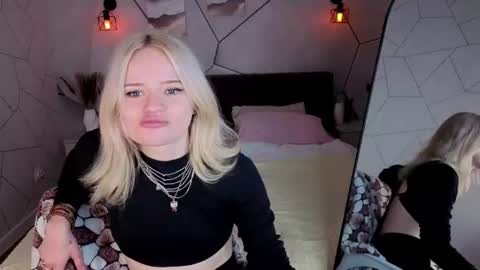 Snapshot of tessa_ashe chatting on 06.16.26 Tessa online show from 06.16.26