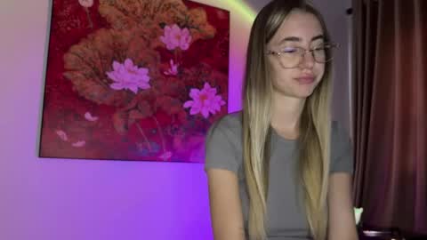 Snapshot of tessa_calmness chatting on 05.30.26 tessa_calmness online show from 05.30.26