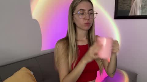 Snapshot of tessa_calmness chatting on 06.03.26 tessa_calmness online show from 06.03.26