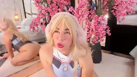  TESSA COOPER1  online show from 04.19.26