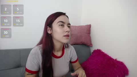 Snapshot of tessafoxie chatting on 05.28.26 Tessa foxie online show from 05.28.26