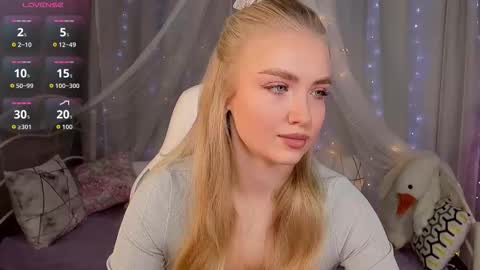 Snapshot of tessahamilton chatting on 01.14.26 TessaHamilton online show from 01.14.26