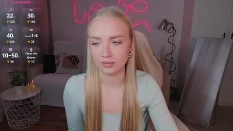 Snapshot of tessahamilton chatting on 03.01.26 TessaHamilton online show from 03.01.26