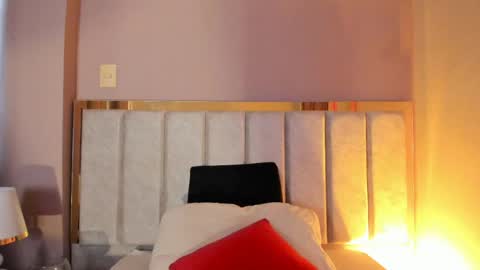 Tessamonroee online show from 05.04.26