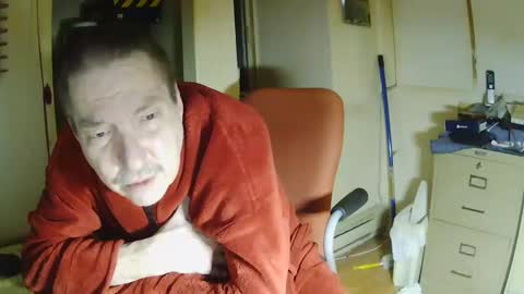 Snapshot of tetuo2 chatting on 02.20.25 tetuo2 online show from 02.20.25