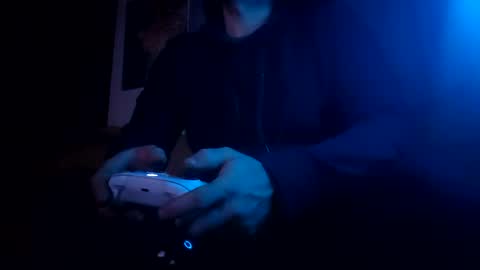 Snapshot of texasfried chatting on 01.21.25 MauiMinded808 online show from 01.21.25