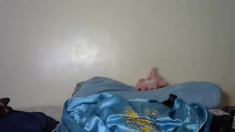 Tyennah online show from 11.06.25