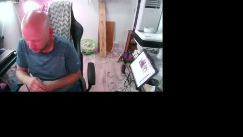 Snapshot of teyiamarie chatting on 09.16.25 ThicThighsBlueEyes online show from 09.16.25