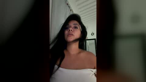 Snapshot of tezza_smith chatting on 06.24.26 tezza smith online show from 06.24.26