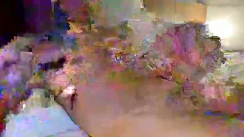 Snapshot of th808 chatting on 12.14.25 th808 online show from 12.14.25