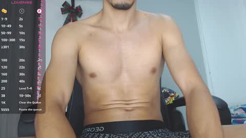 Snapshot of th_russ chatting on 12.27.24 INSTAGRAM Th1rss online show from 12.27.24