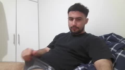 Snapshot of thaiguy666 chatting on 01.04.25 ThaiGuy online show from 01.04.25