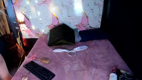       online show from 06.06.26