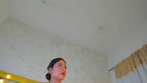 Snapshot of thalia888_ chatting on 10.06.25 thalia888_ online show from 10.06.25