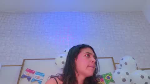 Snapshot of thalia888_ chatting on 06.20.26 thalia888_ online show from 06.20.26
