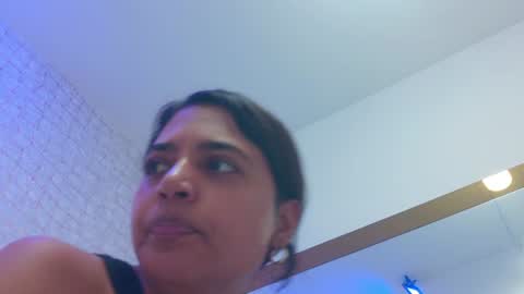 Snapshot of thalia888_ chatting on 07.18.26 thalia888_ online show from 07.18.26