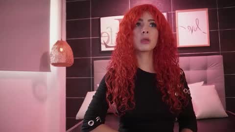 Thalia online show from 11.26.25