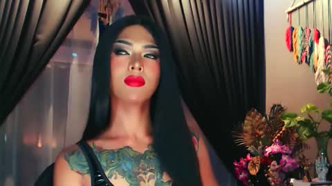 Thalia Saint online show from 09.18.25