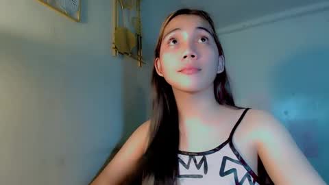 Snapshot of thalia_sunshine chatting on 11.06.25 Thalia online show from 11.06.25