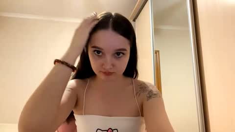 Yumi online show from 03.16.26