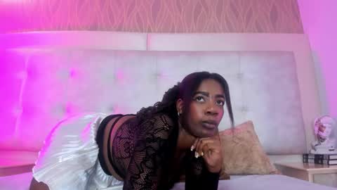 Snapshot of thaliawest chatting on 03.04.26 ThaliaWest online show from 03.04.26