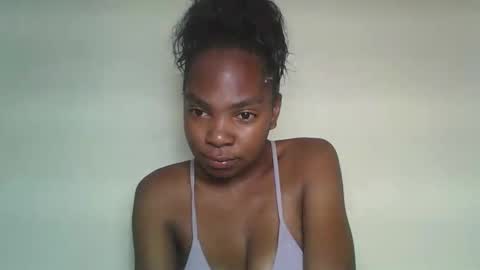 thalyra online show from 04.21.26