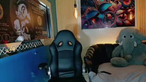 thamara_roberts online show from 07.18.26