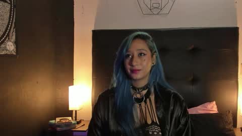 Snapshot of thamyjade chatting on 10.27.25 Thamy online show from 10.27.25