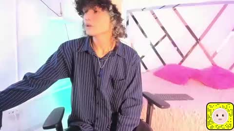 Snapshot of thanier_18 chatting on 07.23.26 thanier_18 online show from 07.23.26